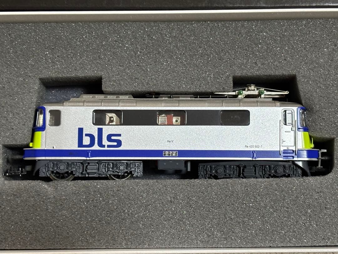 新品同様 HO HAG BLS Re420電気機関車　新塗装タイプ