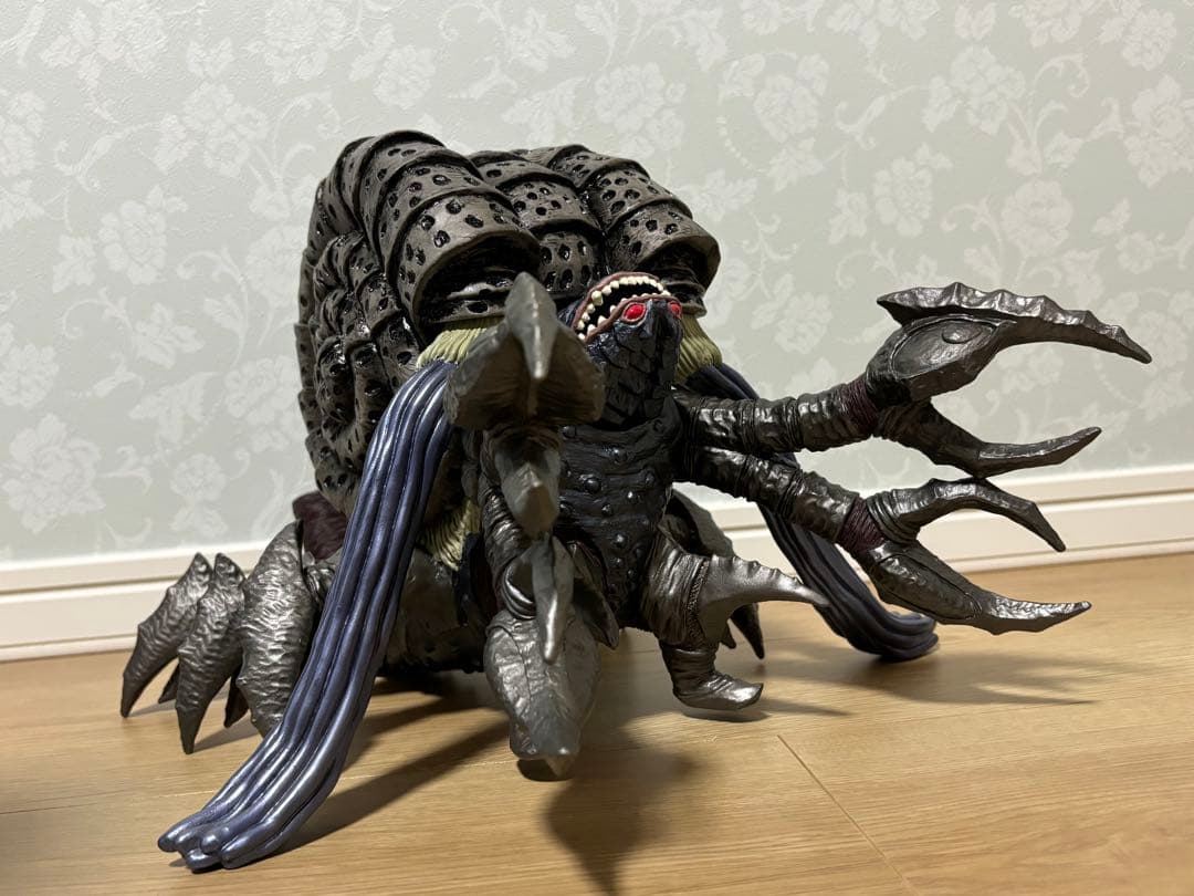 ガシャポン ウルトラヒーロー500&ウルトラ怪獣DX 光と闇の最終決戦セット