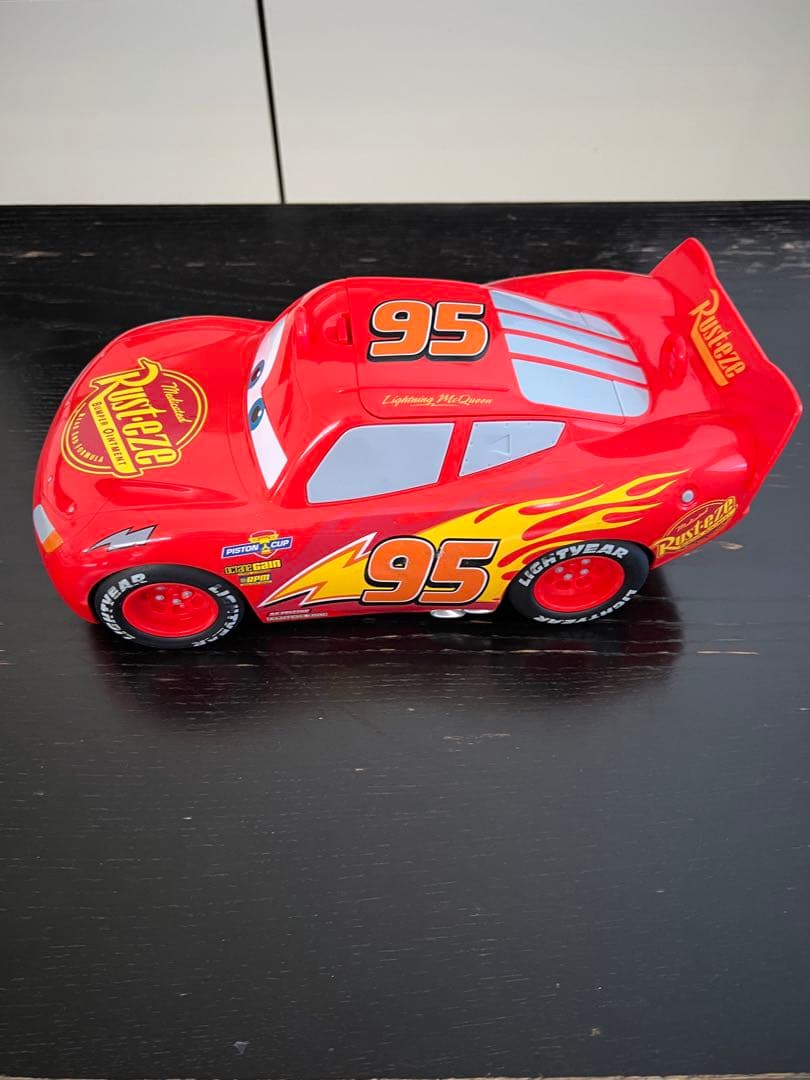 激レア　ライトニング・マックィーン ミニカー 95 Rust-eze