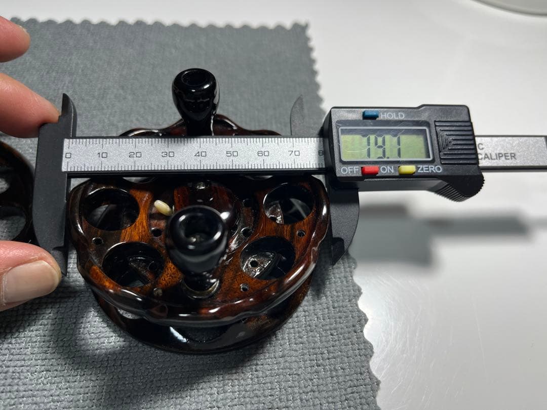 TSURUYA製 縞黒檀 ヘチリール