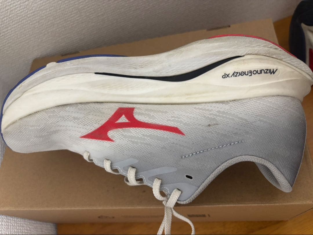 ミズノウエーブリベリオンフラッシュ3