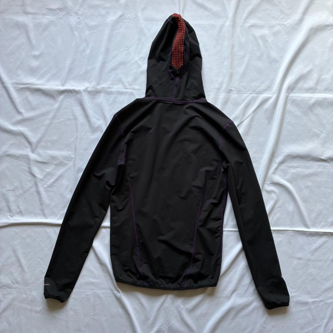 ランニング　soar running　ソアー　ランニングウェア　パーカー