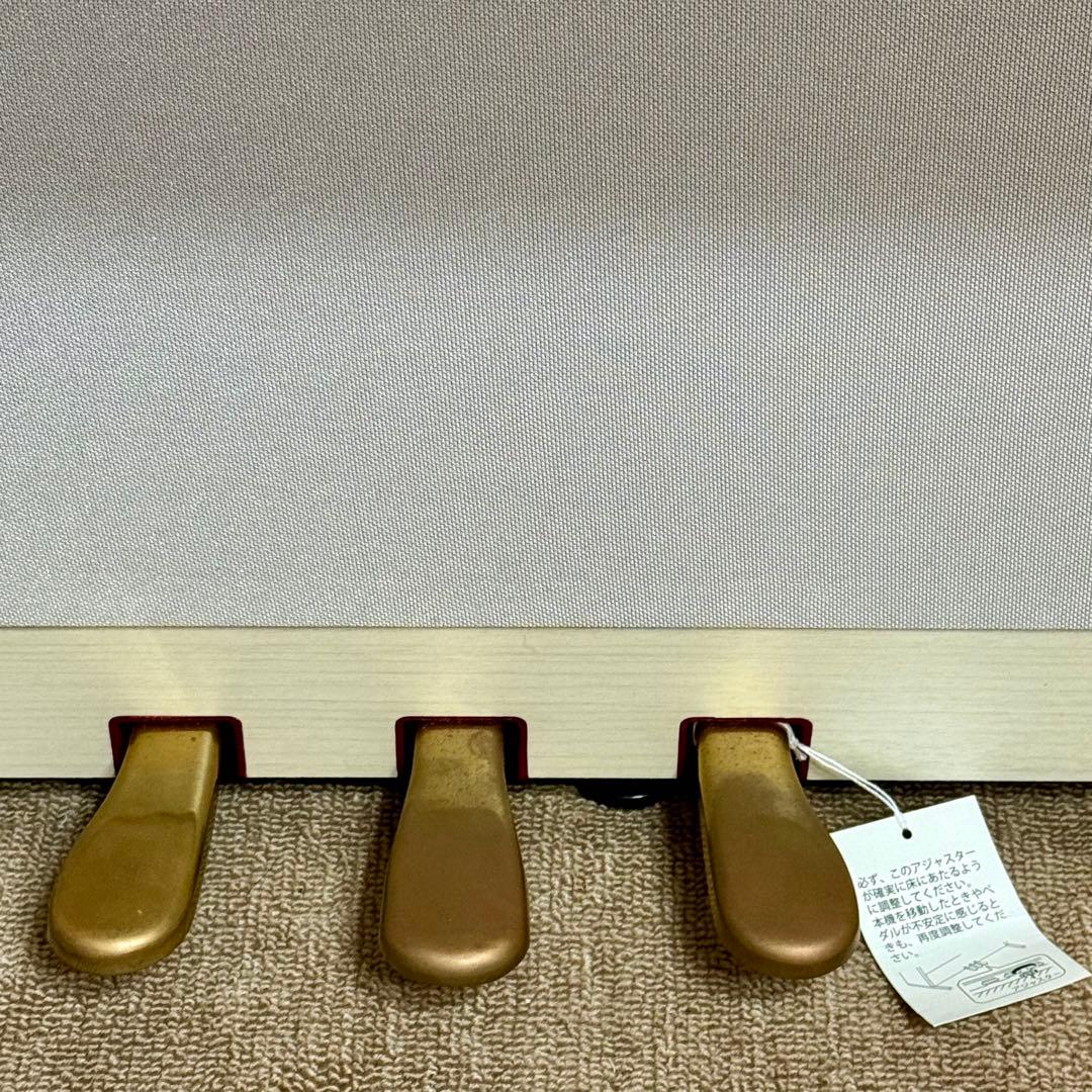 電子ピアノ LX706GP 白【椅子、遮音カーペット、ヘッドホン付】