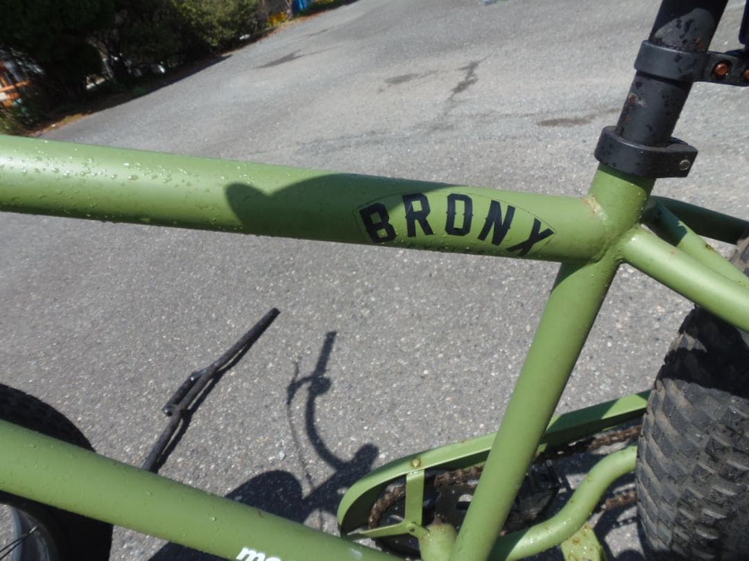 BRONXファットバイク 26インチ
