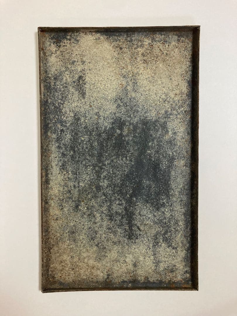 古いフランスの鳥籠の底板