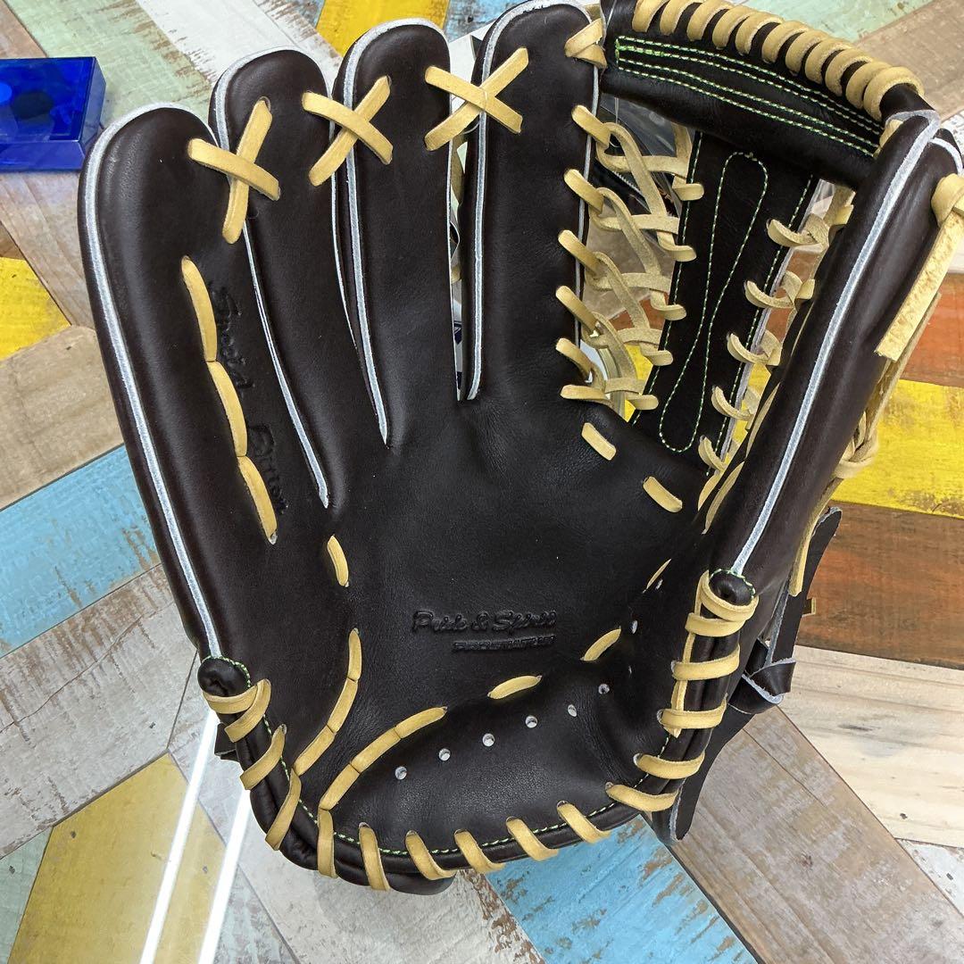 ゼットプロステイタス軟式外野手左用グローブ　ウエルダーラベル