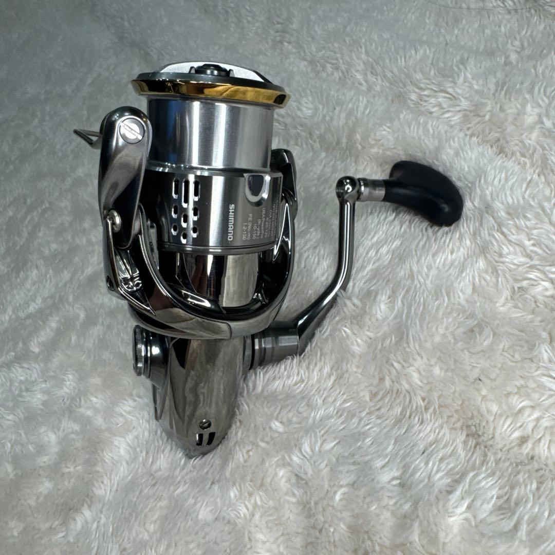 シマノ 18 ステラ 3000MHG 美品　　送料込み
