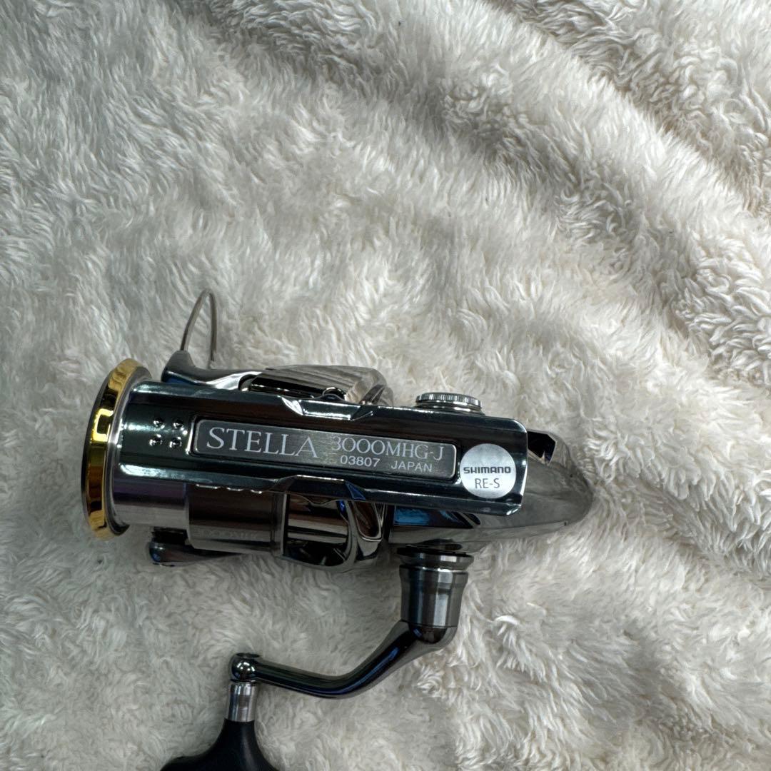 シマノ 18 ステラ 3000MHG 美品　　送料込み