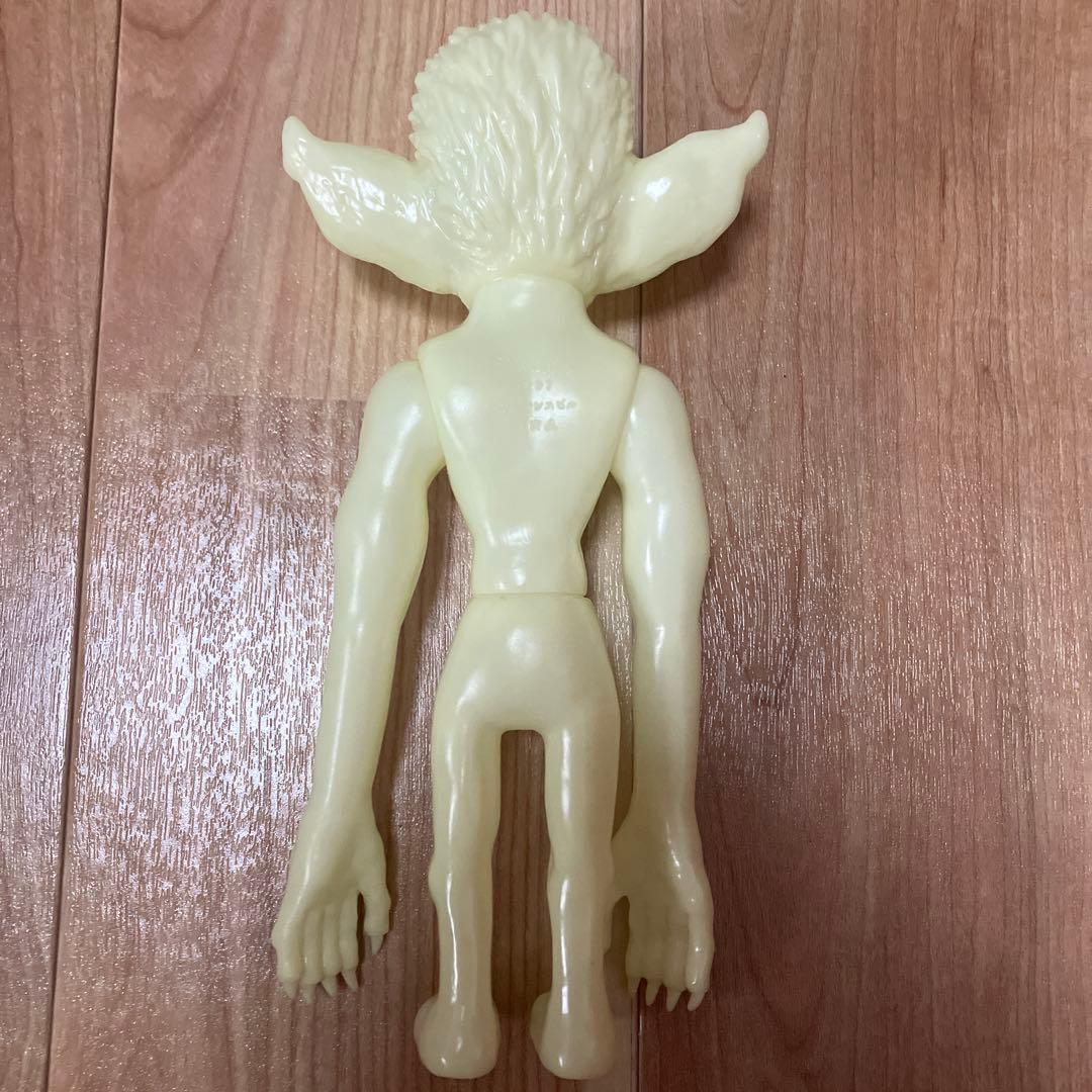 マーミット　ホプキンスビルの宇宙人　エイリアン　ソフビ　蓄光　 Marmit