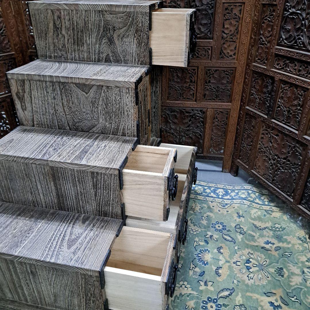 ♡総桐格子戸付き階段タンス 右上がり　左上がり　両面使い♡