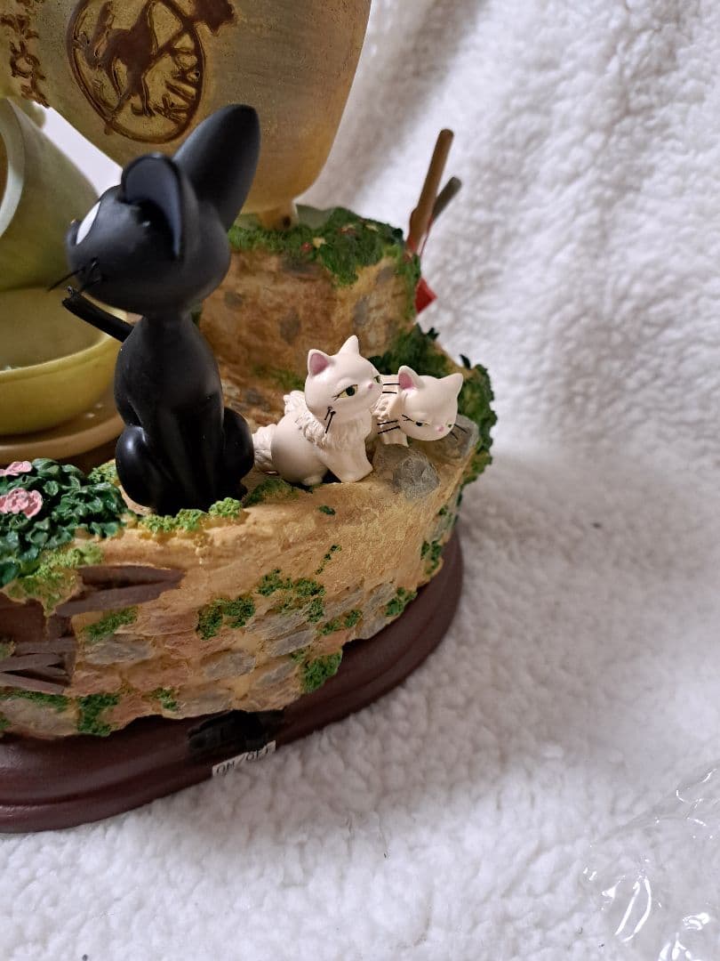 ジブリ　魔女の宅急便　ウォーターガーデン　不思議な水辺