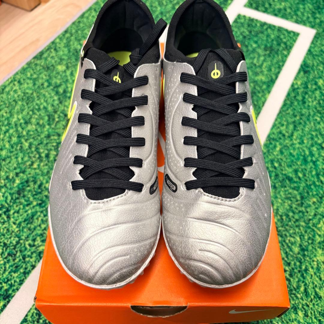 ナイキ ティエンポレジェンド10 プロ TF（24.5㎝）