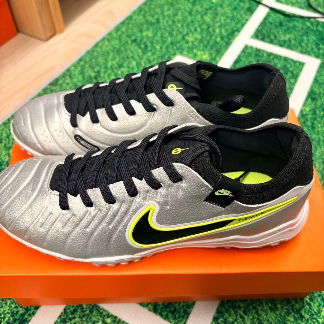 ナイキ ティエンポレジェンド10 プロ TF（24.5㎝）