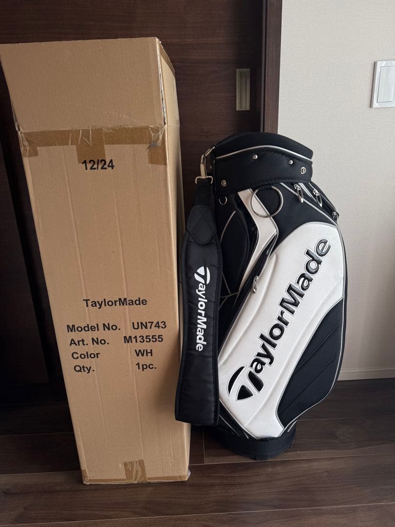 TaylorMade テーラーメイド キャディバッグ 黒/白
