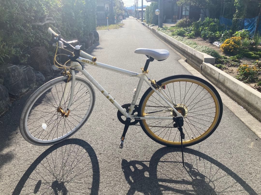 LIG MOVE 700C アルミシマノ7速クロスバイク