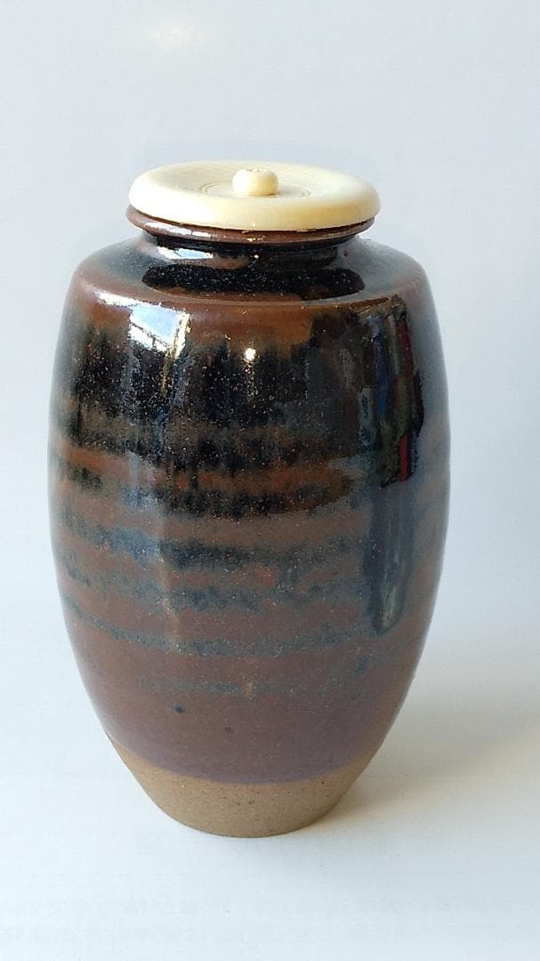 松本鉄山 松本鐵山 古瀬戸 茶入 仕覆 共箱 茶道具 茶入 新品 未使用 です。