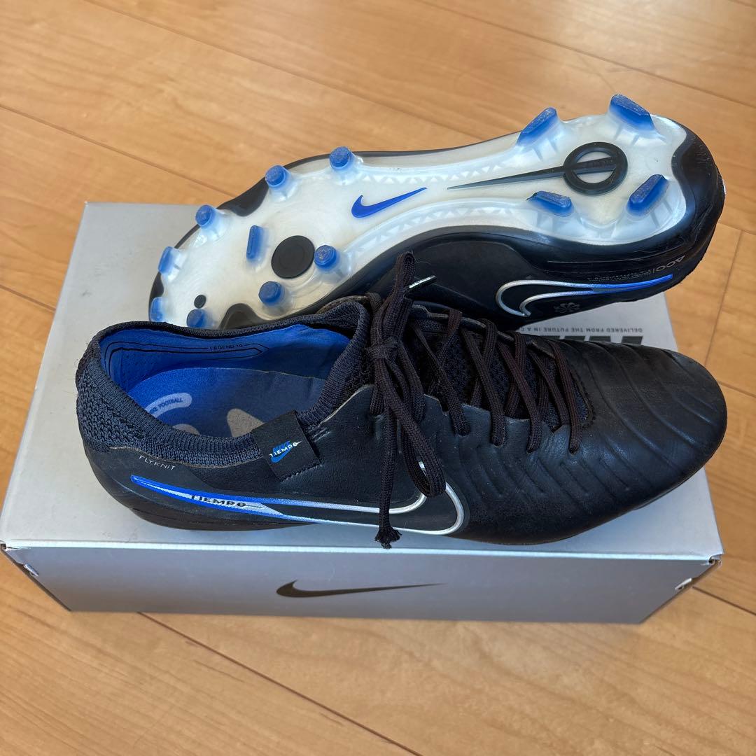 ティエンポ レジェンド 10 エリート ブラック×ブルーFG