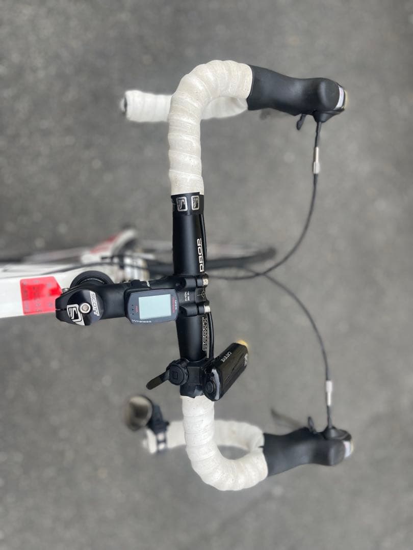 極美品　SCOTT 赤白700Cロードバイク