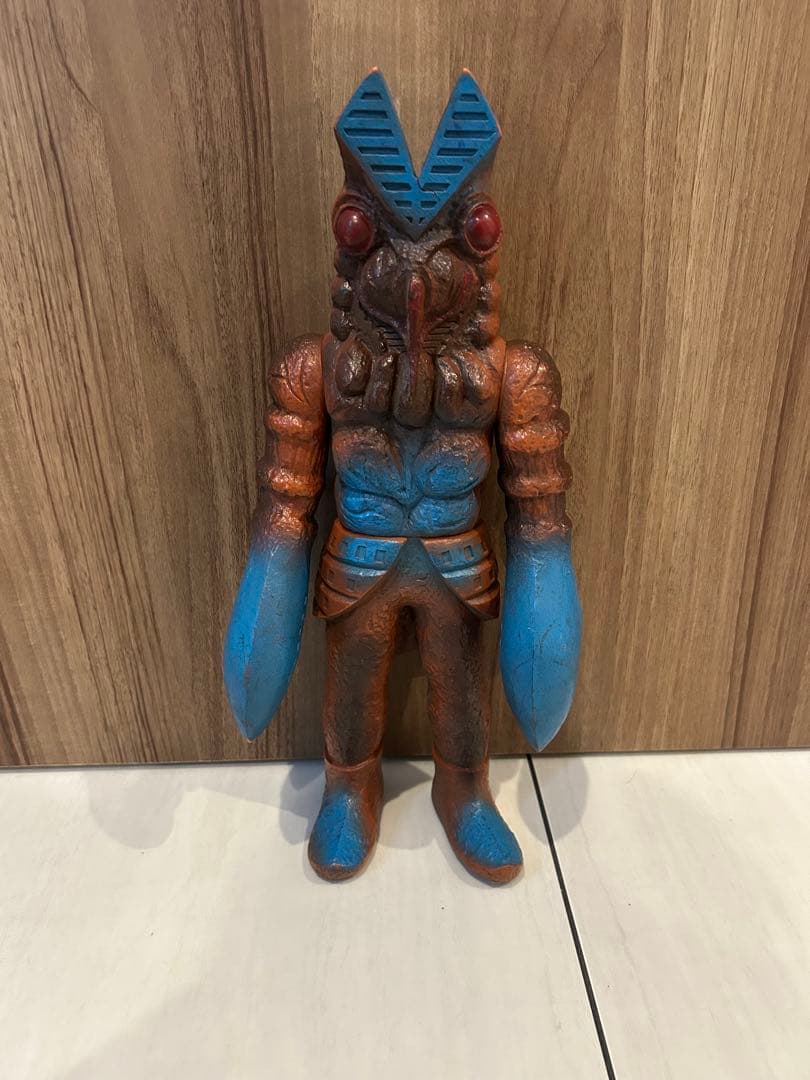 グレートザウルス　バルタン　星人　ポピー　キングザウルス　ソフビ　ウルトラマン