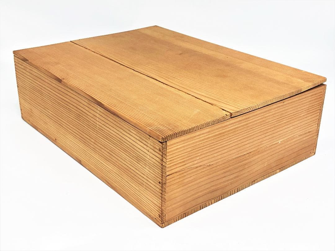 【 シナモン木彫茶器 】 １８世紀セイロン　オランダ商船　伝世収蔵品