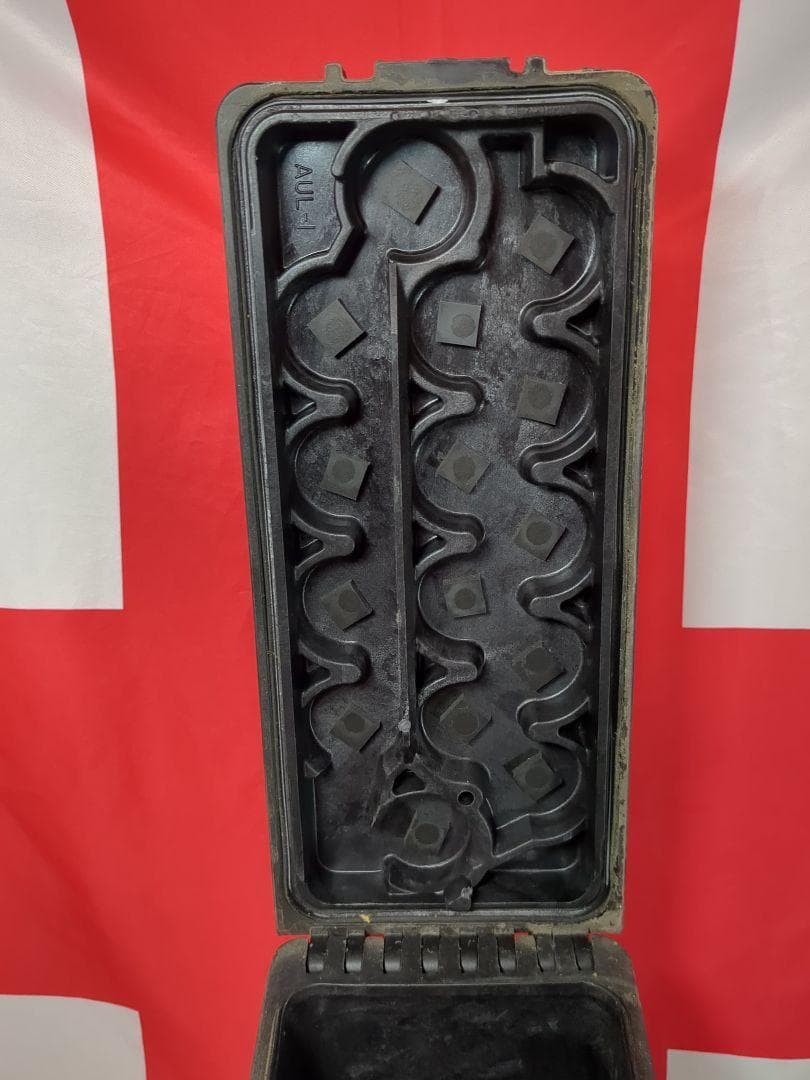 アメリカ軍２５ｍｍ機関砲用弾薬箱