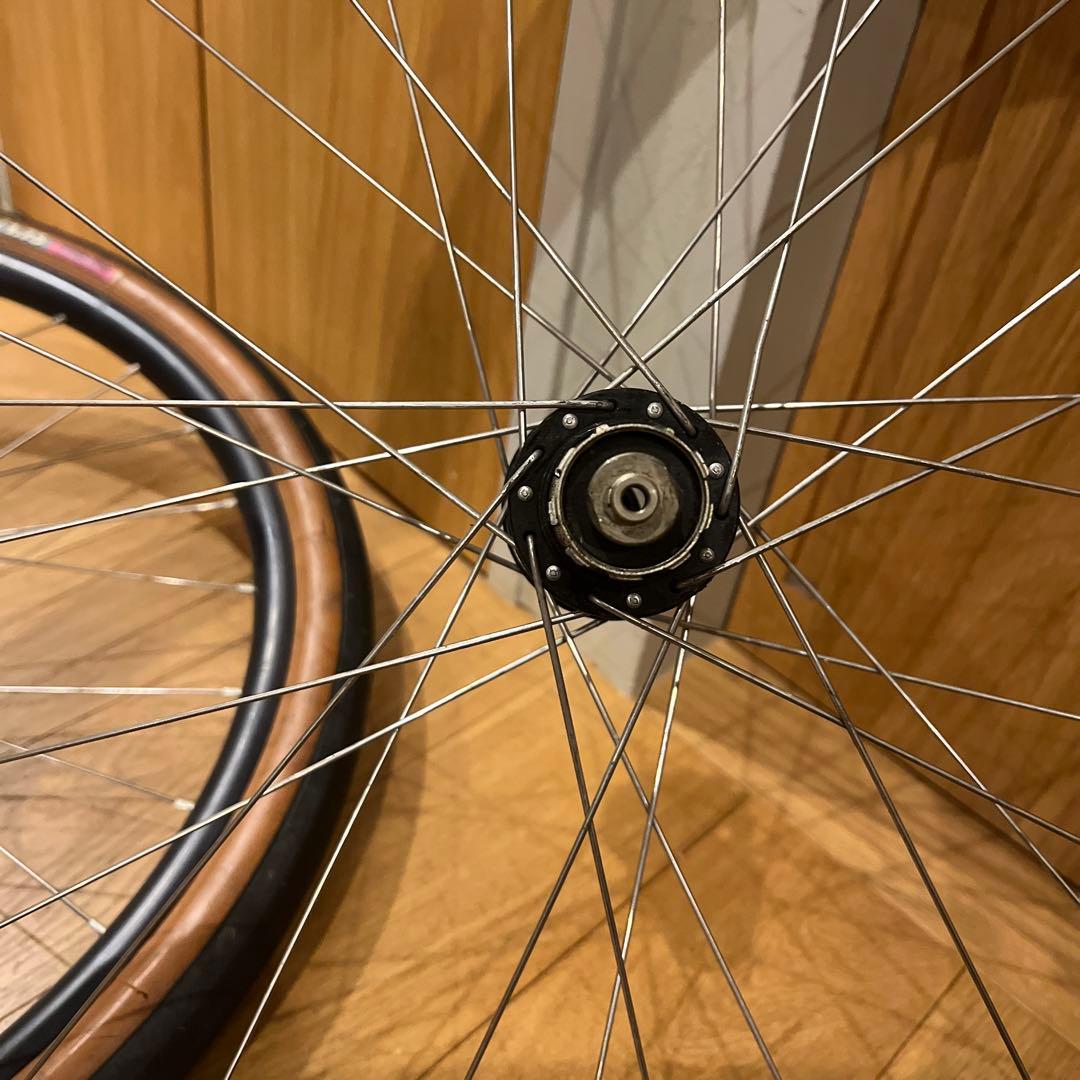 Velocity disc ハブ とBlunt SS 650b ホイールセット