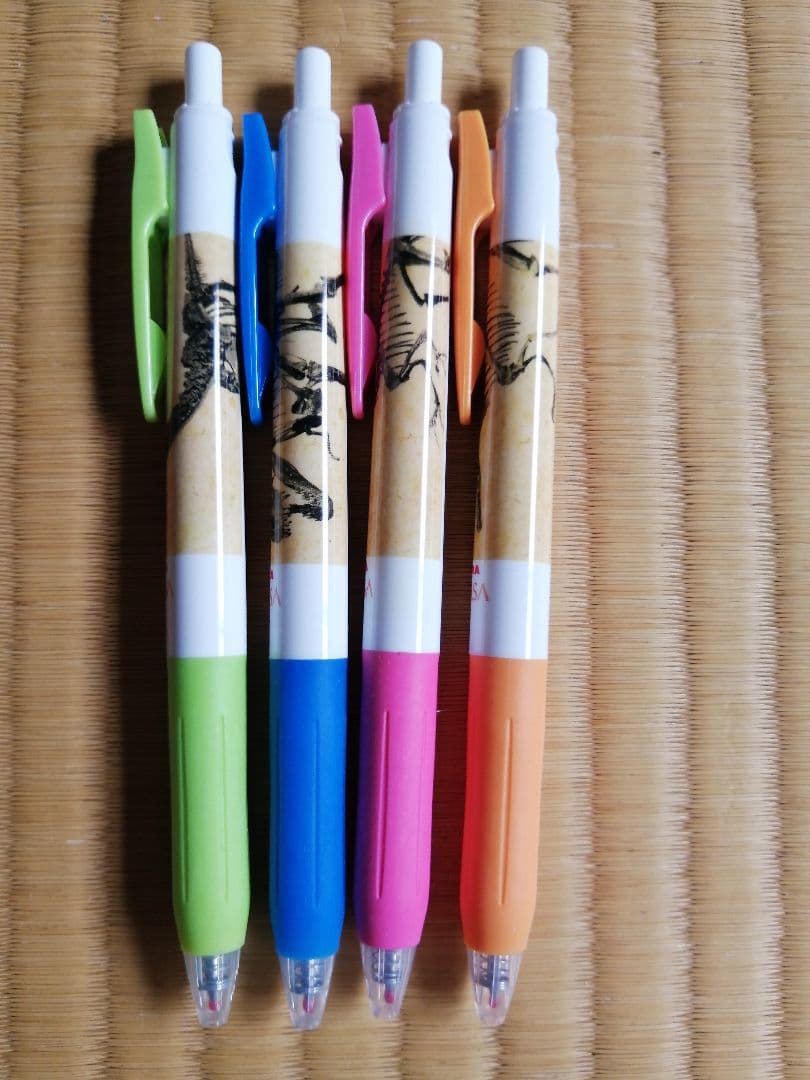 レア！貴重！福井県立恐竜博物館　限定　SARASA　サラサクリップ ボールペン