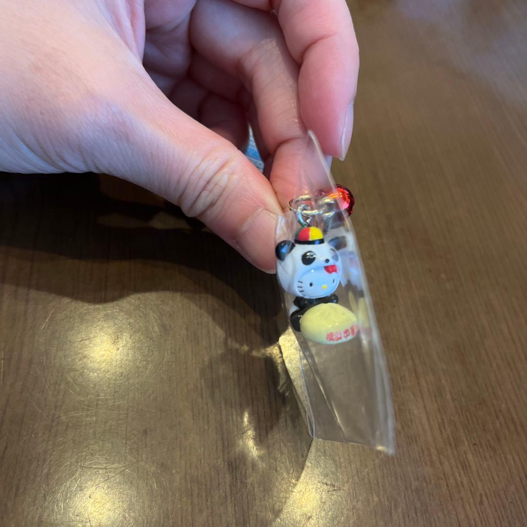 【激レア】ご当地横浜中華街キティストラップ　新品未使用