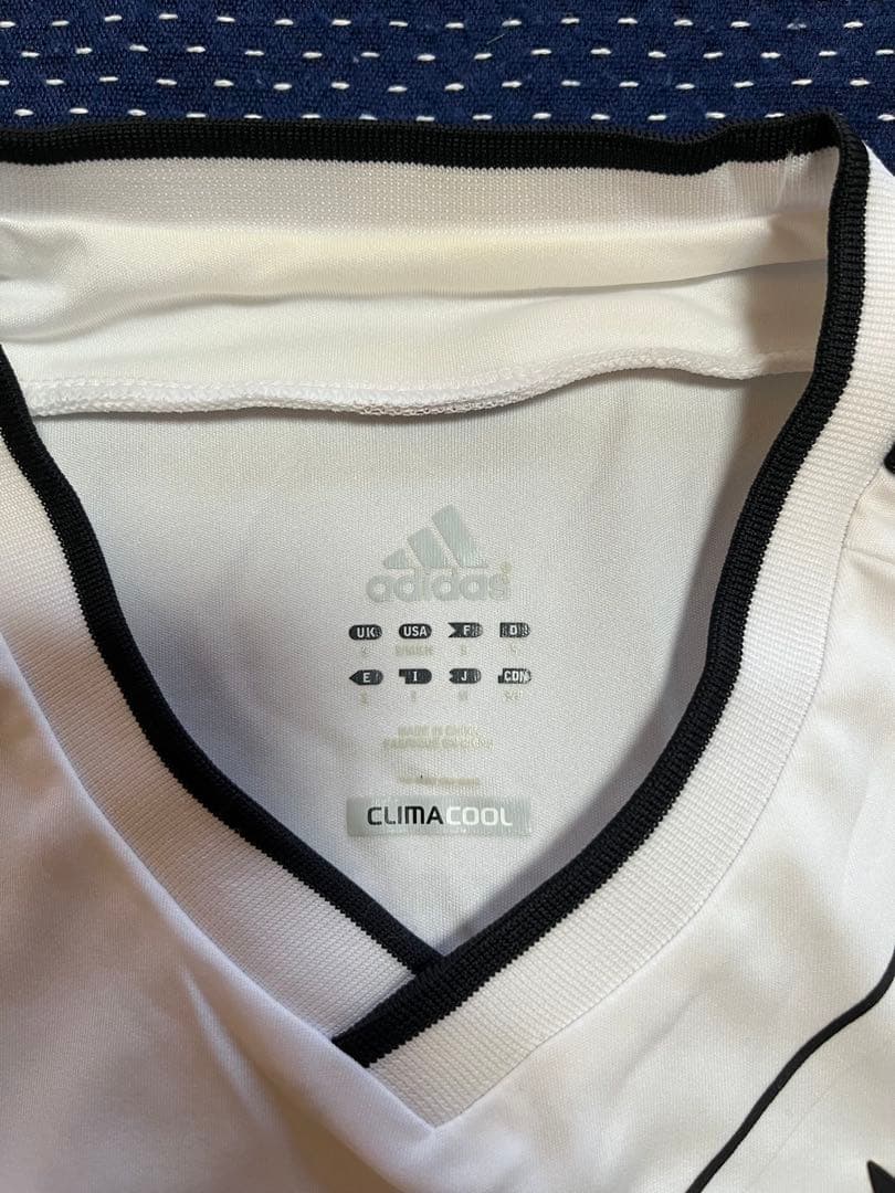 adidas ドイツ代表 ÖZIL 8番シャツ