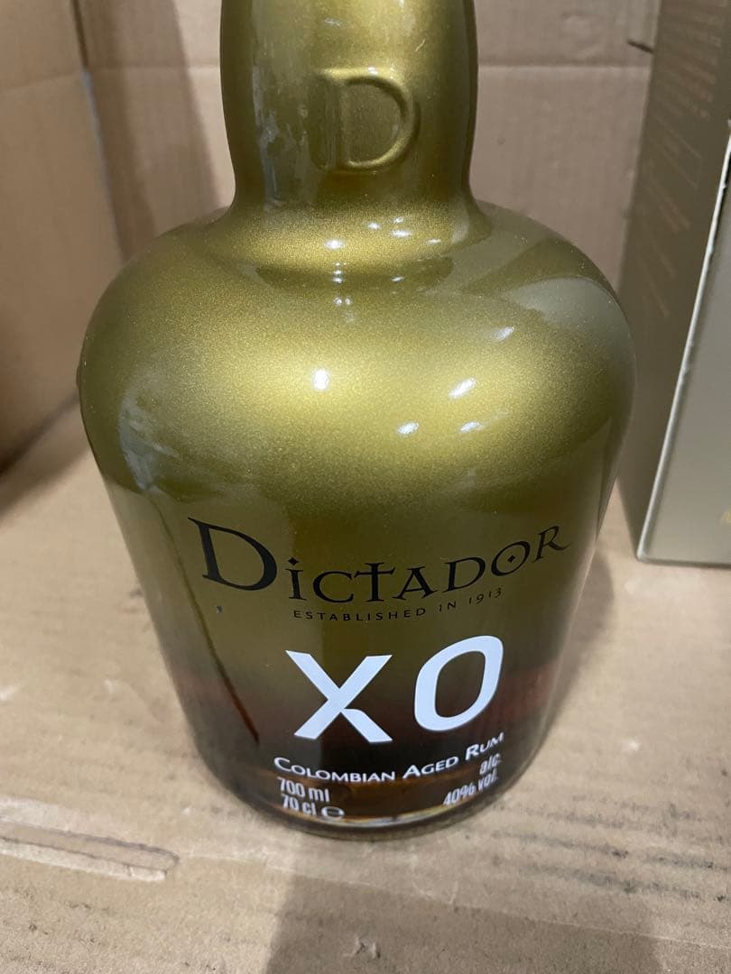 ディクタドール パーペチュアル ＸＯ 40度 700ml