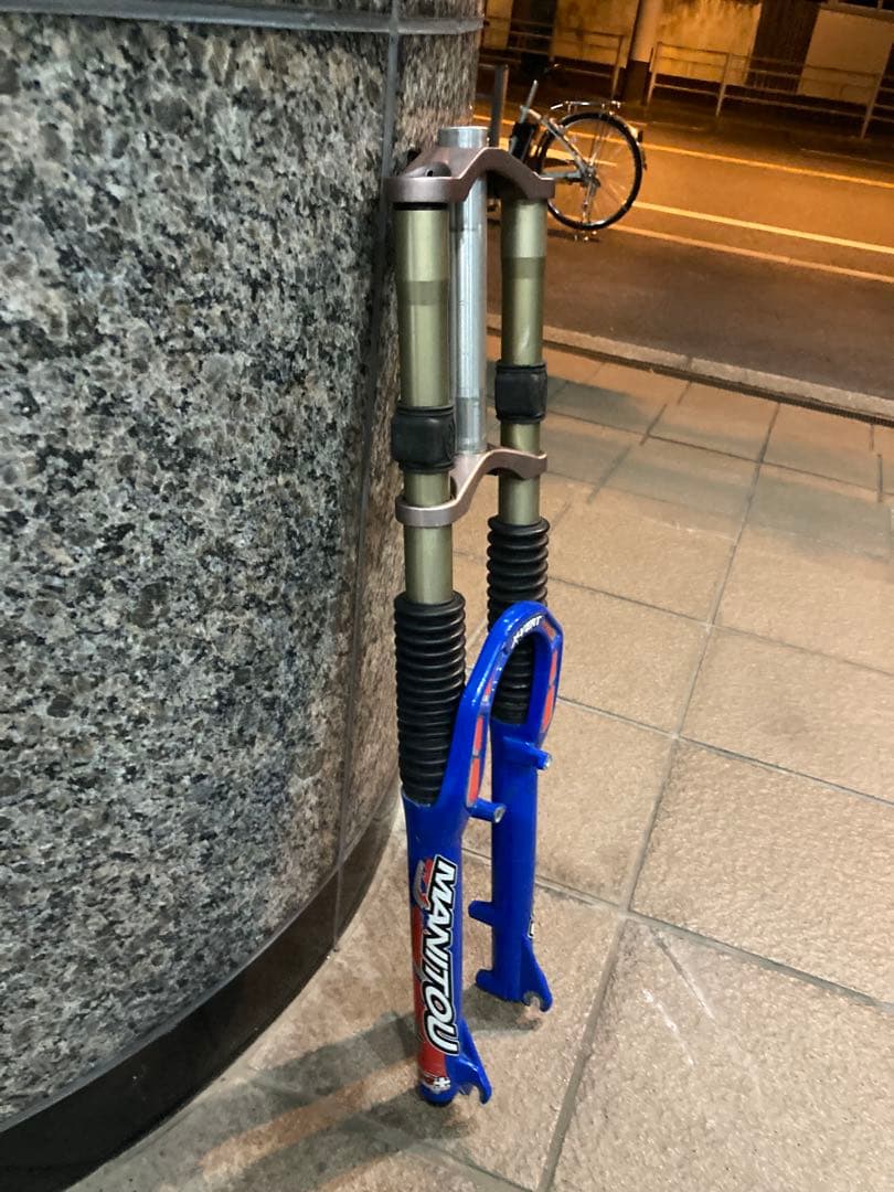 Manitou X-VERT サスペンションフォーク ダウンヒル