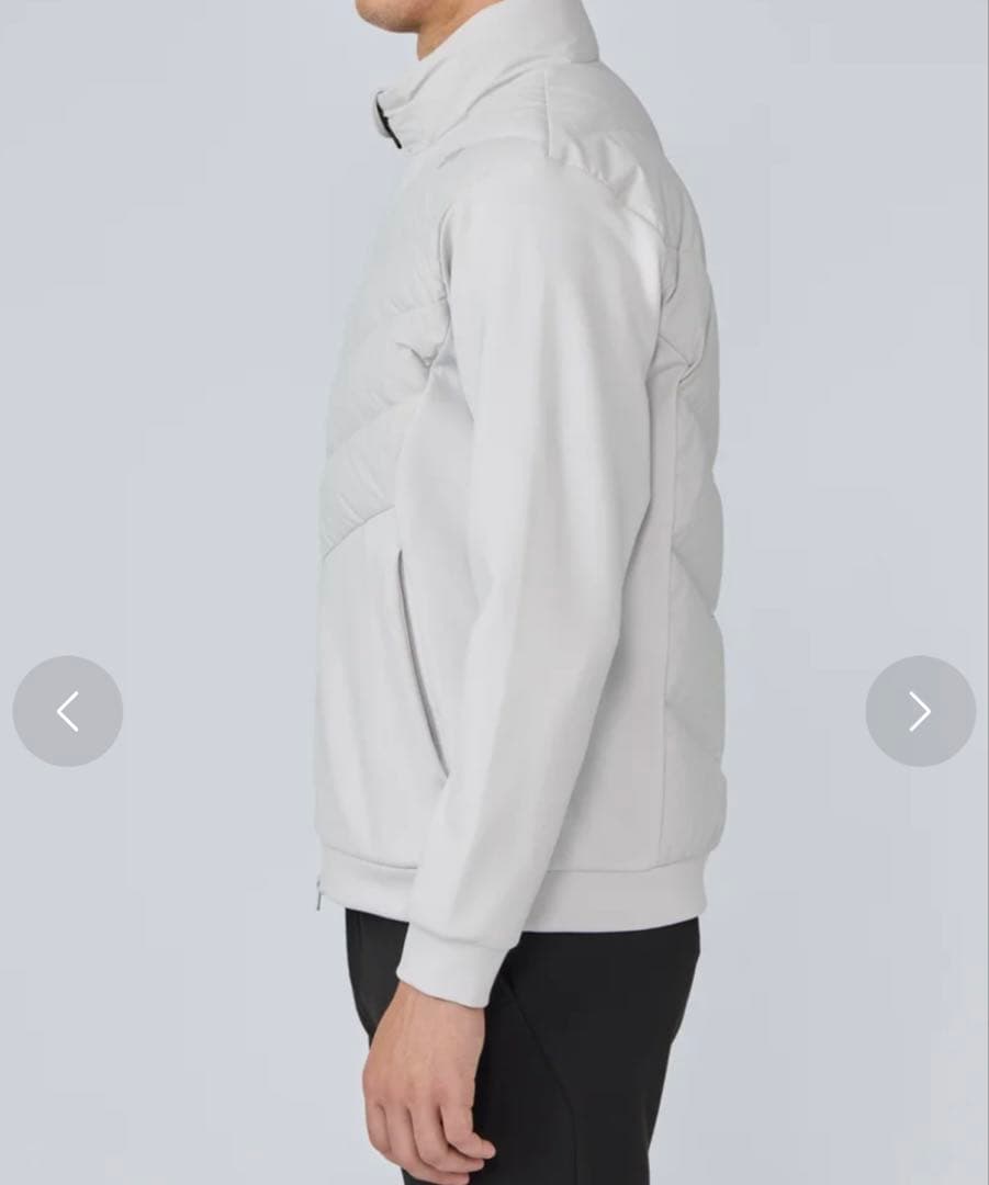 デサントゴルフ　防風ハイブリッドダウンジャケット　　グレー