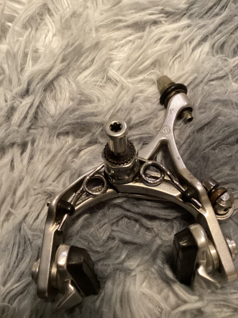 カンパニョーロ　コーラス　キャリパー前後セット