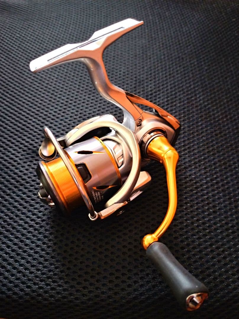 ダイワ 21フリームス FC LT2000S 新品未使用