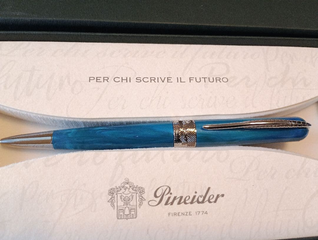 極美品 ピナイダー アバター ウルトラレジン ボールペン アバロングリーン