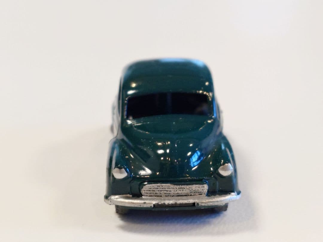 MATCHBOX No.46 MORRIS MINOR 1000 ※メタルホイル