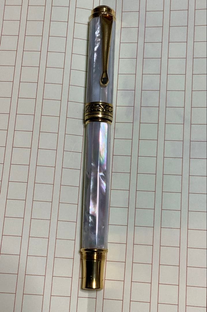 Xezo white mother of pearlの美しい万年筆 おまけあり