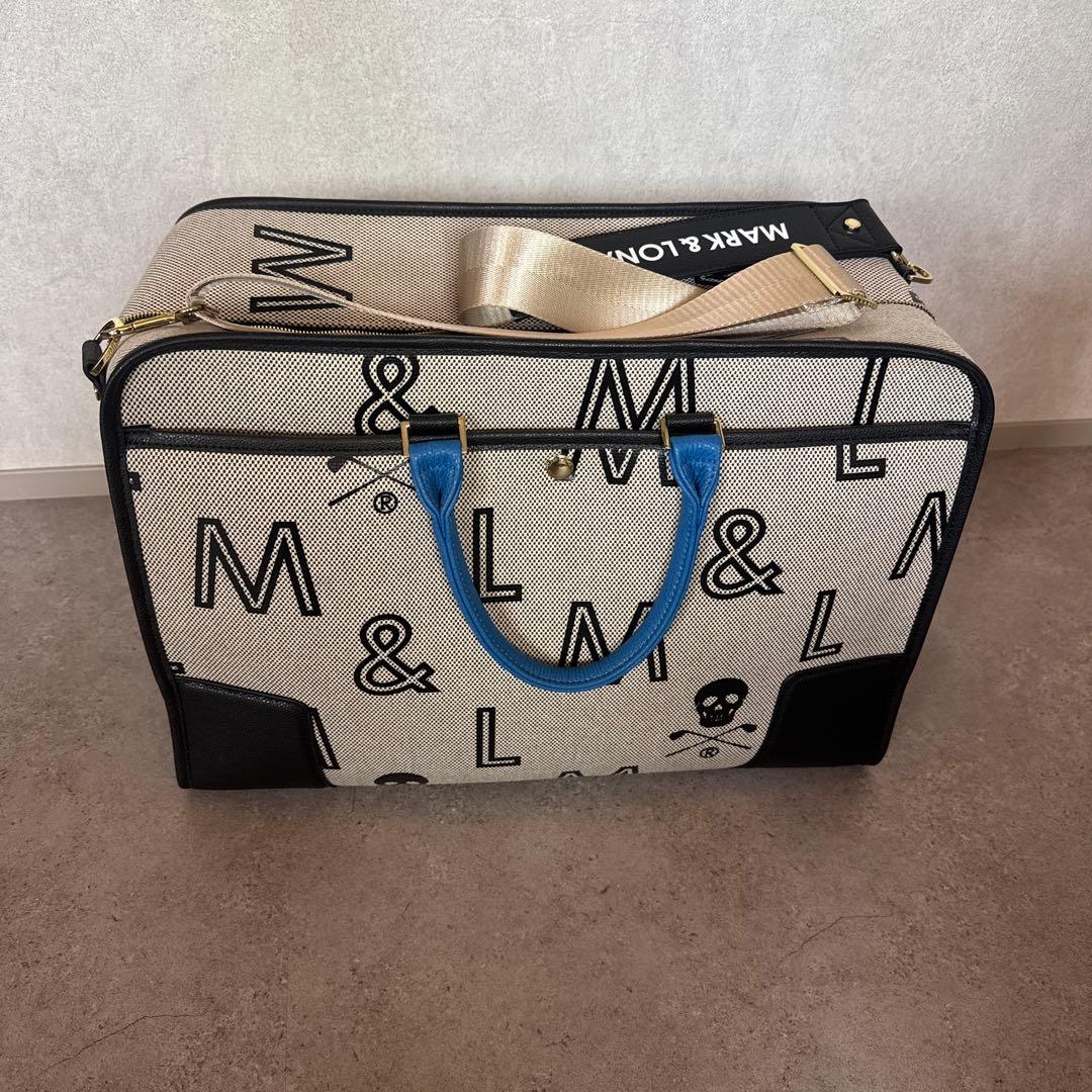 マークアンドロナ　ロゴプリント　ボストンバッグ