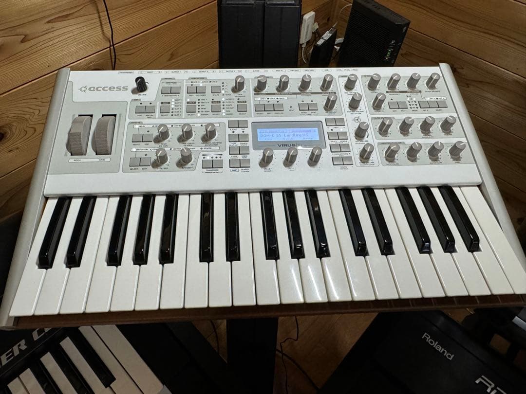 鍵盤楽器 access VIRUS TI2 Polar ver5.1.7.00