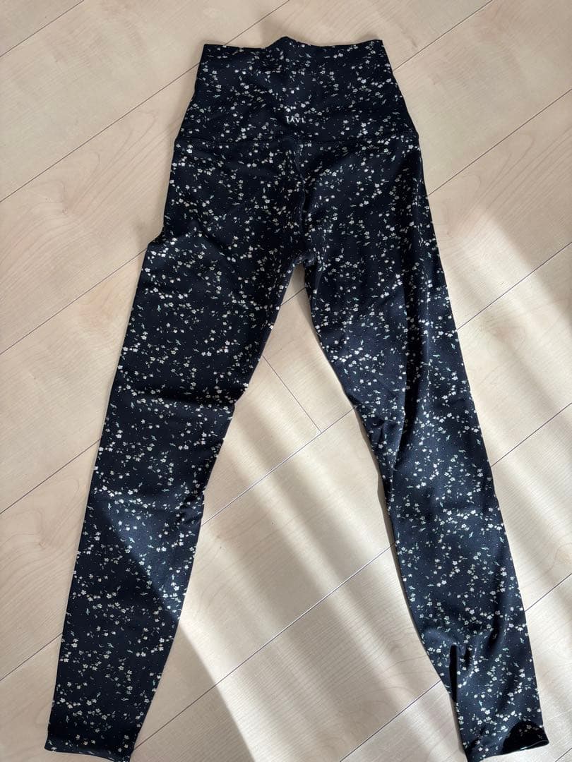 jazzercise ジャザサイズウェア、花柄 ハイウエスト ヨガレギンス XS