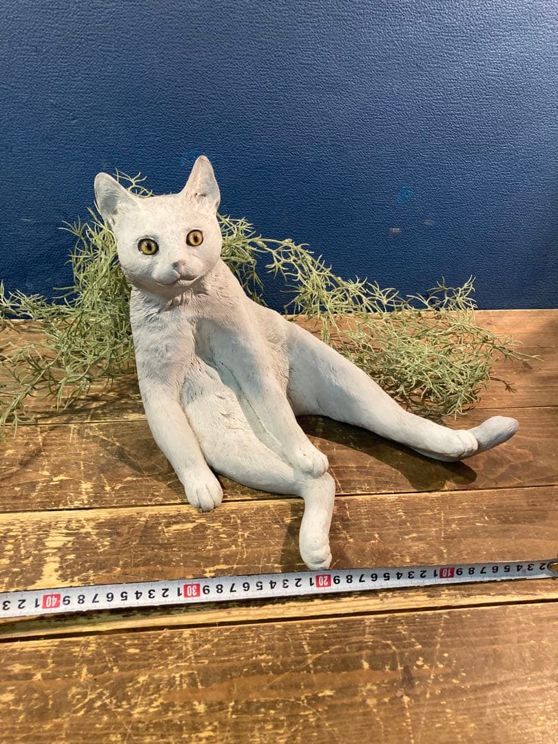 猫　白猫　アンティーク調　ガーデン雑貨　ガーデニング雑貨アンティーク　オブジェ