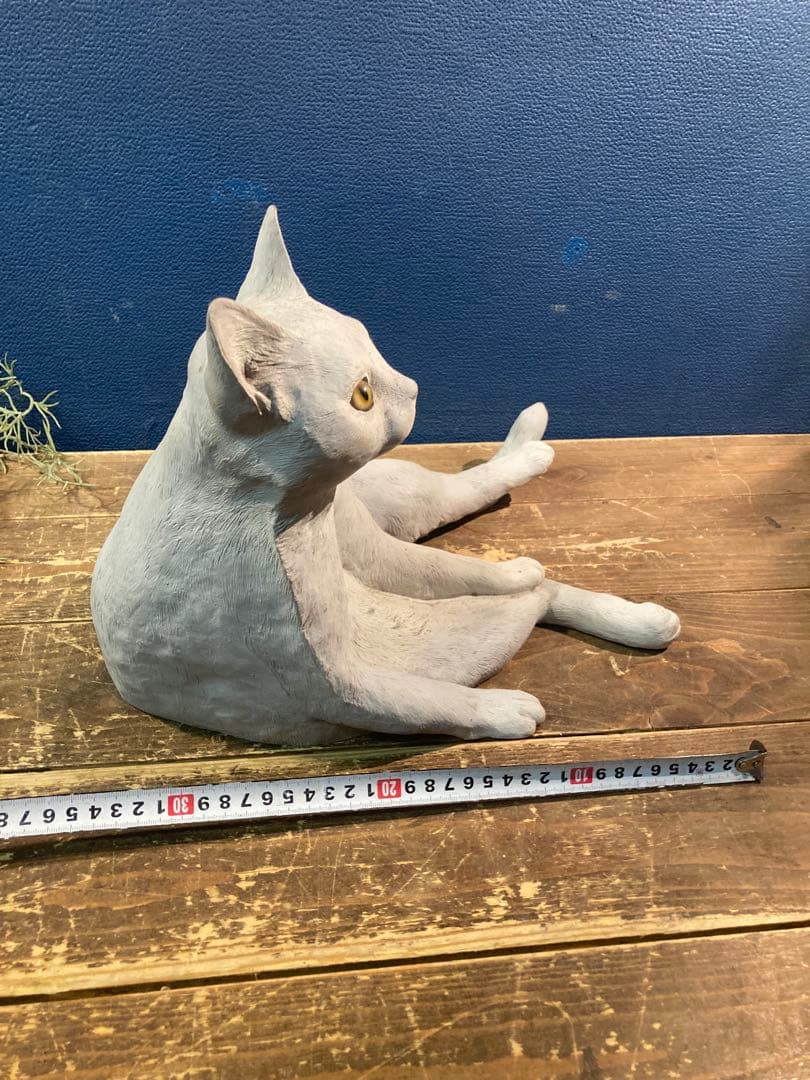 猫　白猫　アンティーク調　ガーデン雑貨　ガーデニング雑貨アンティーク　オブジェ