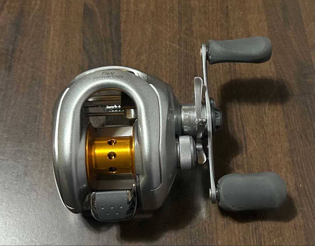 SHIMANO シマノ 07メタニウム MG（右）スペアスプール付き