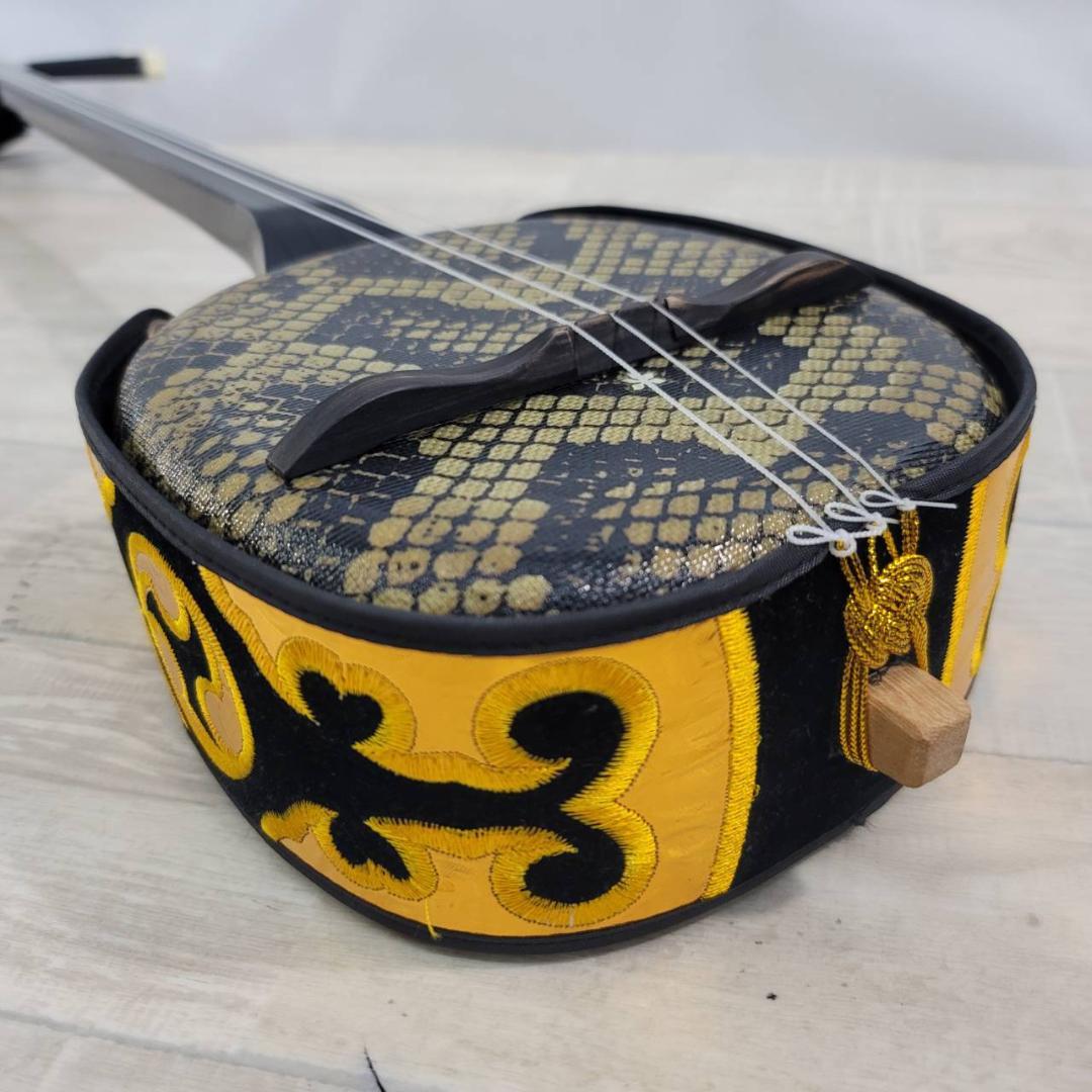 【美品】ASOVIVA 三線 沖縄 琉球 人工皮 アソビバ 付属品多数