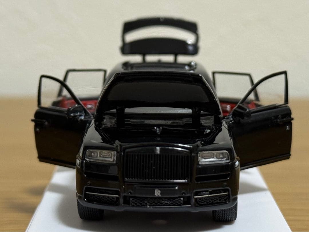 ロールスロイス カリナン 訳あり ＆ ライカン ハイパースポーツ 2台セット