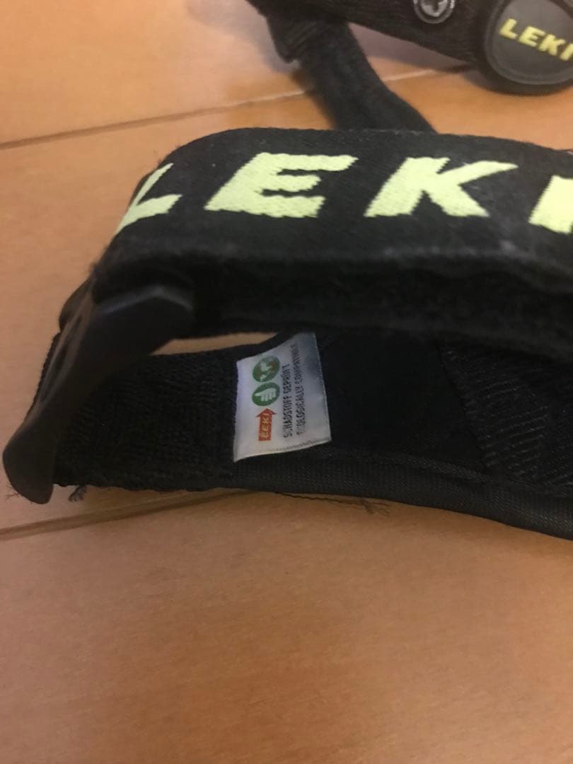 LEKI/レキ　スキー用ストック トリガーストラップ付き
