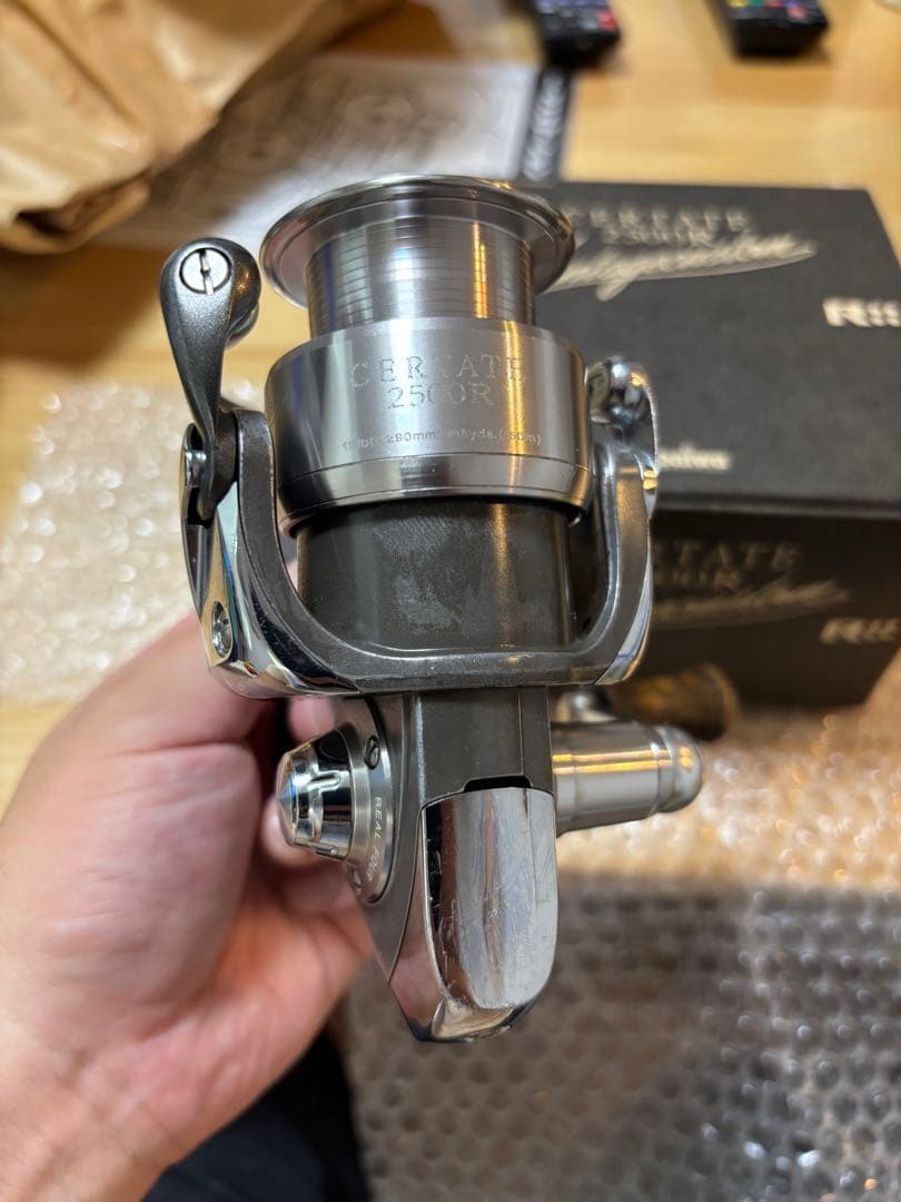 ‼️激レア‼️Daiwa Certate 2500R スピニングリール