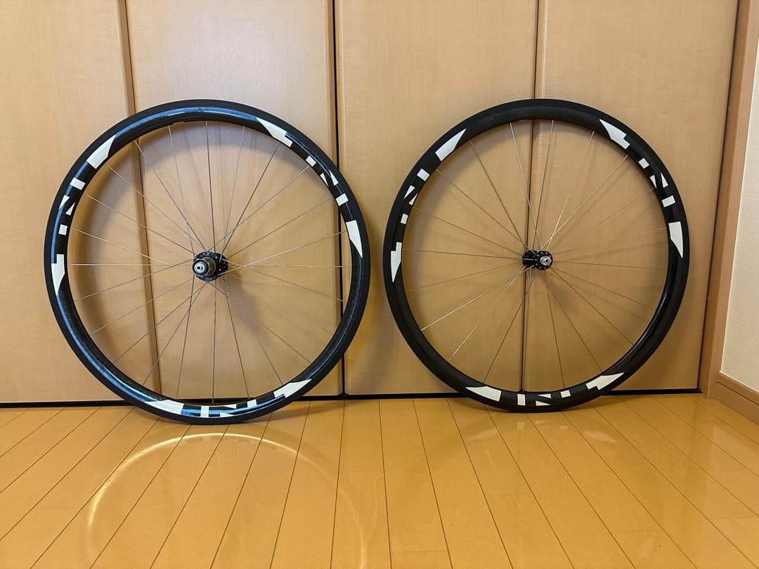 TNI カーボンホイール