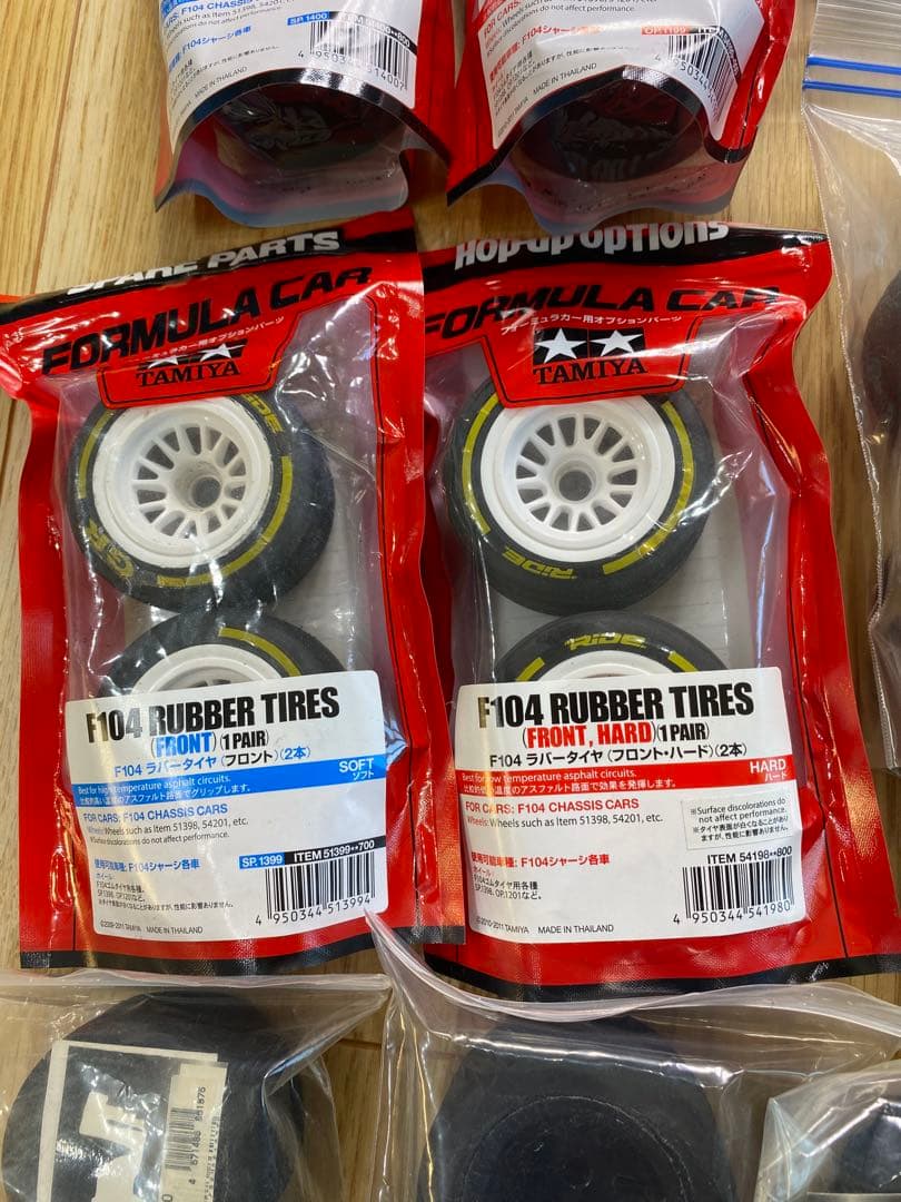 XRAY X1 メカ付き　オプション多数組み込み　新品＆中古タイヤ多数