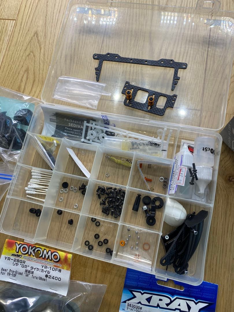 XRAY X1 メカ付き　オプション多数組み込み　新品＆中古タイヤ多数